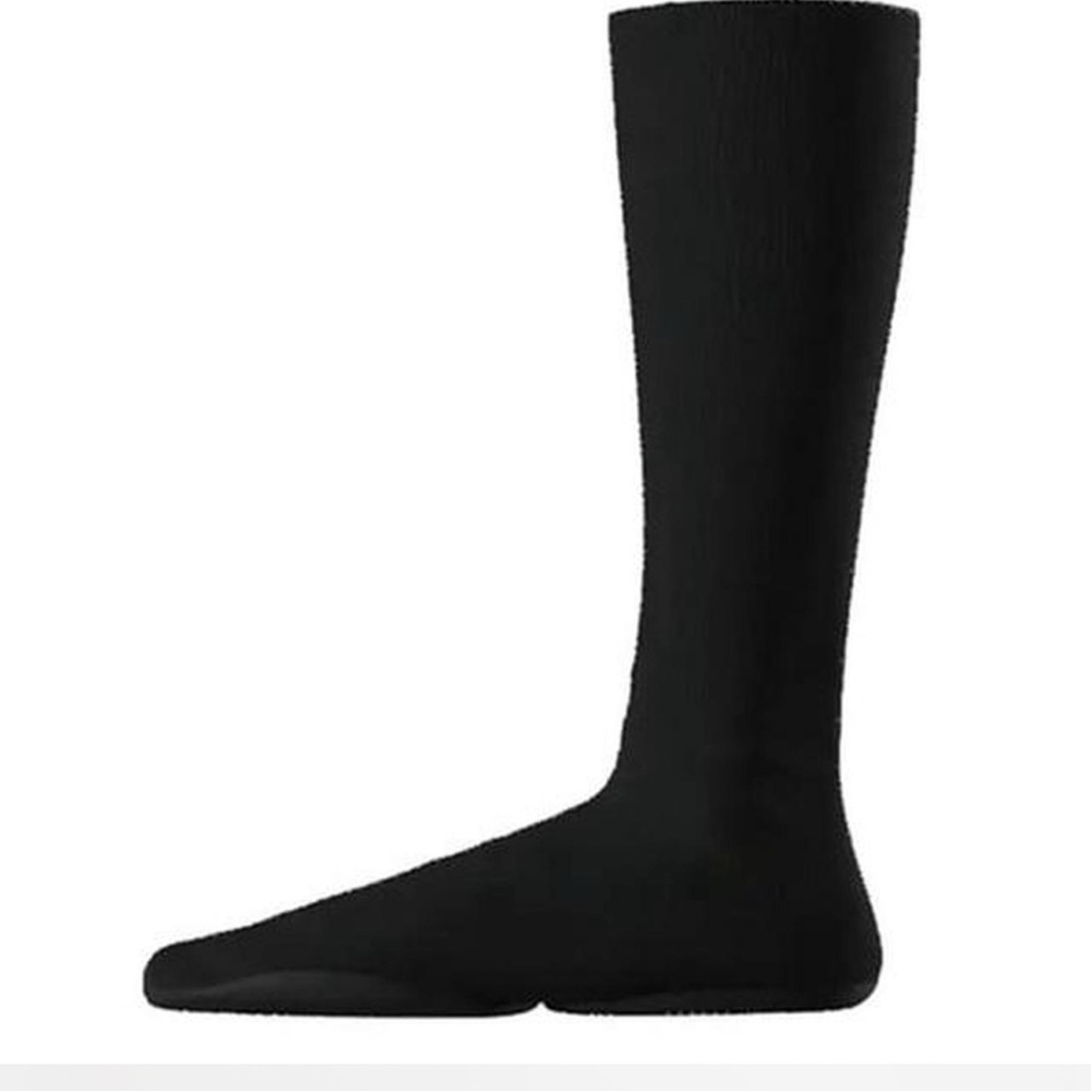 Yeezy sock pod shoe boots size 3